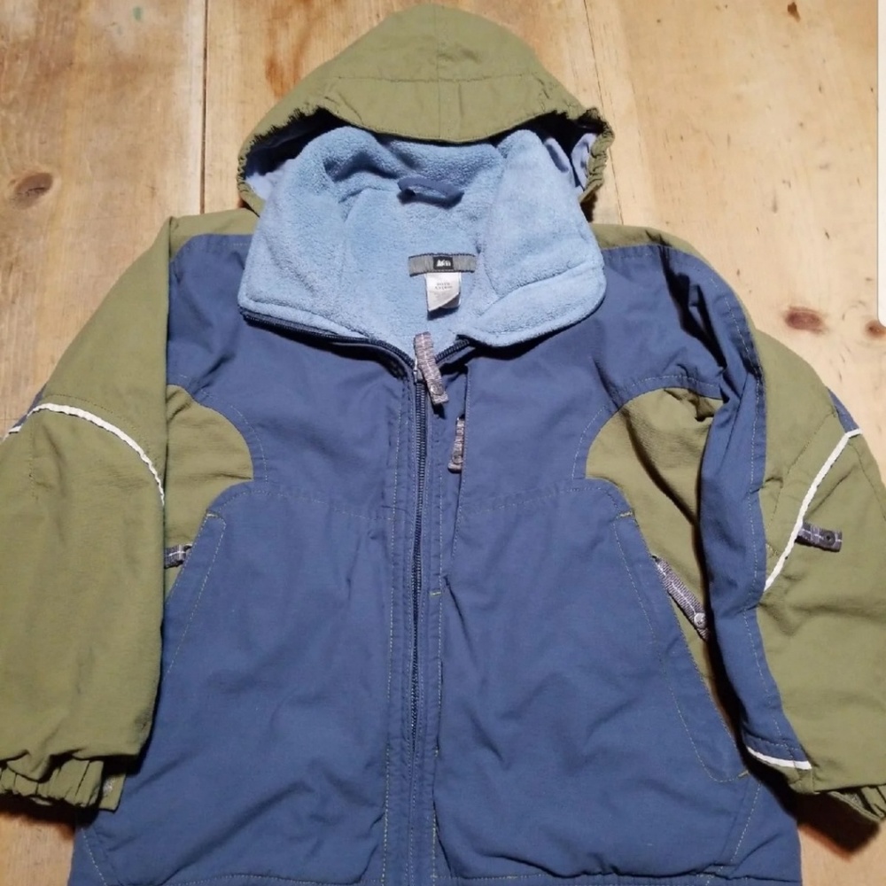 Boys REI Jacket XS 4/5